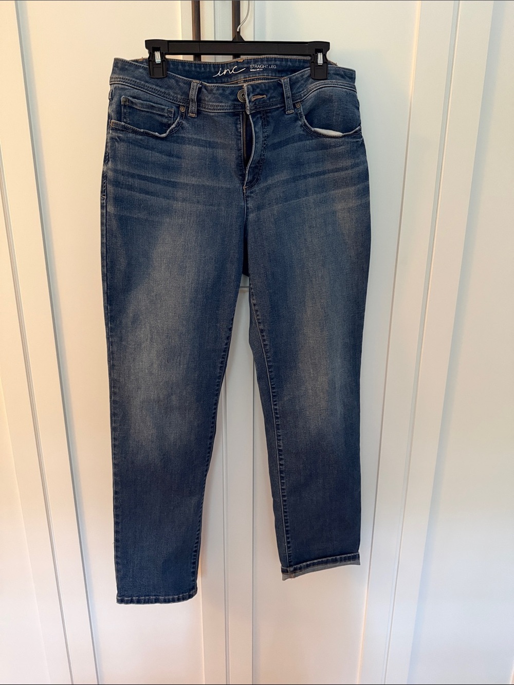 INC International Concepts Women's Mid Blue Cropped Straight Jeans